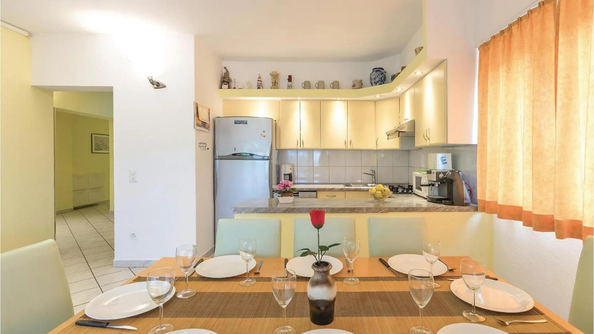 4 Bedroom Beautiful Apartment In Štinjan
